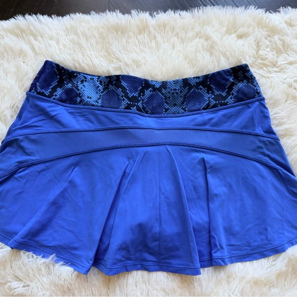 lululemon Royal Blue tennis skirt with Snake-Print Waistband - Picture 4 of 5